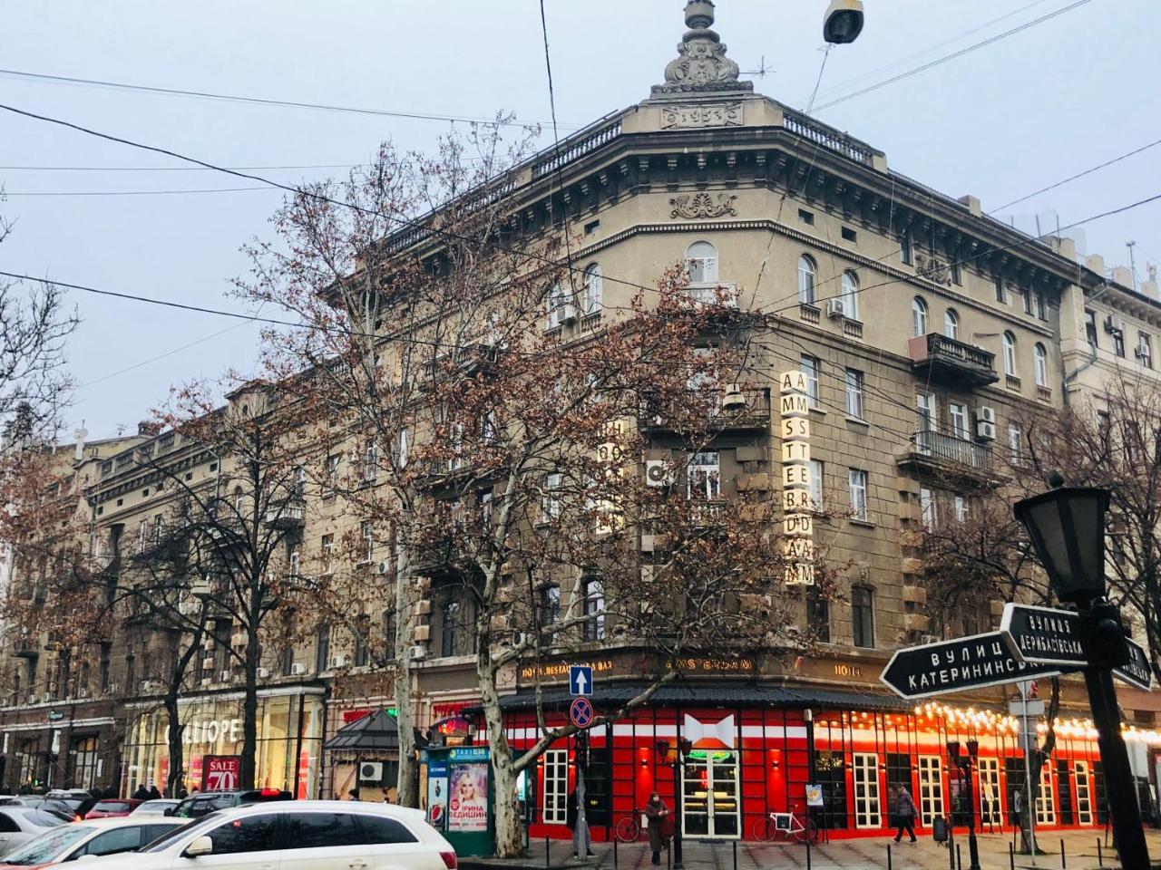 2 Bedroom On Deribasovskaya Str. Odessa Exterior foto